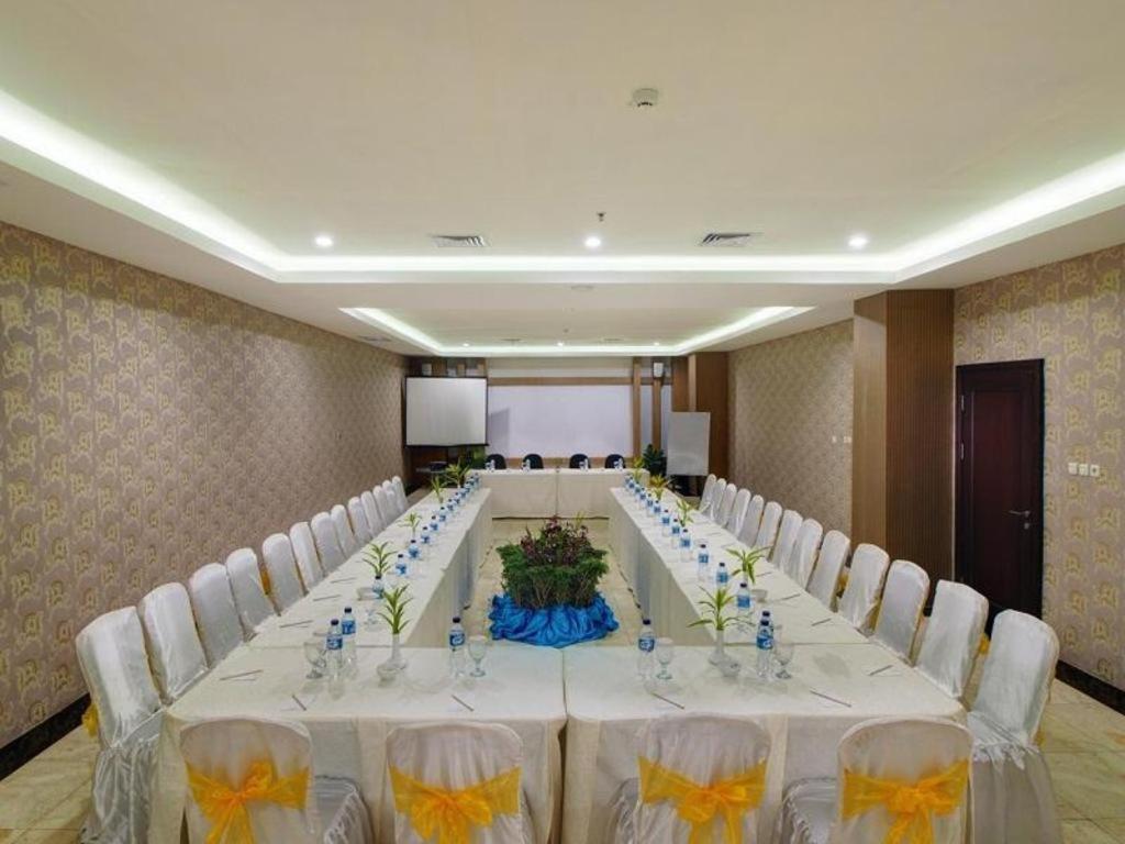 Horison Hotel Pematang Siantar Ngoại thất bức ảnh