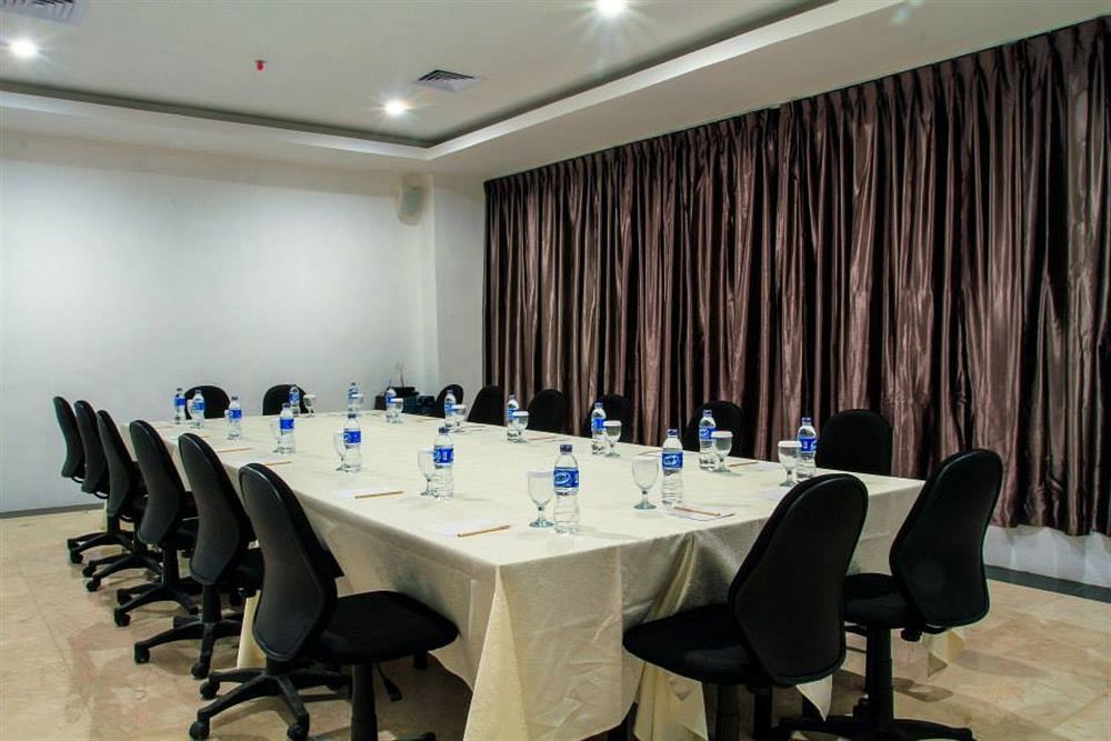 Horison Hotel Pematang Siantar Ngoại thất bức ảnh